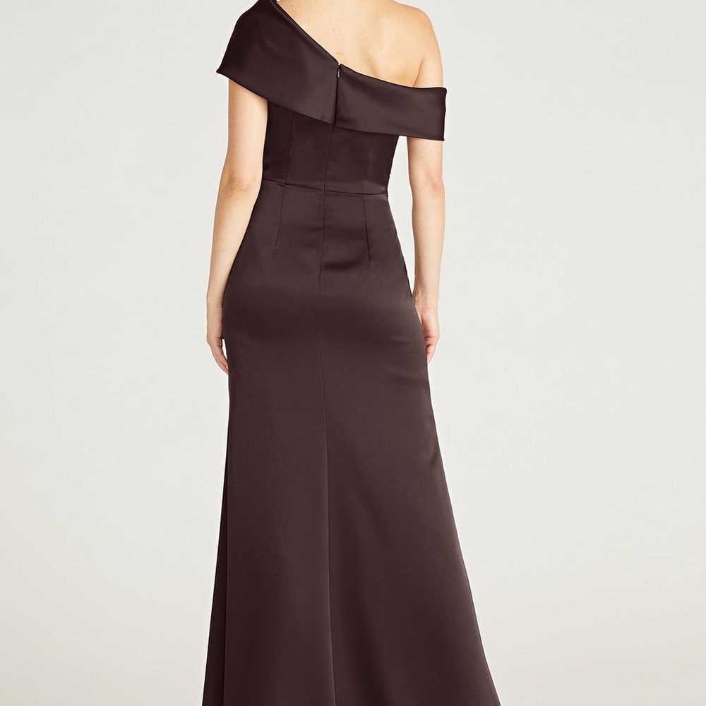 Celia One Shoulder Draped Gown NWT size 6 - Picture 2 of 9